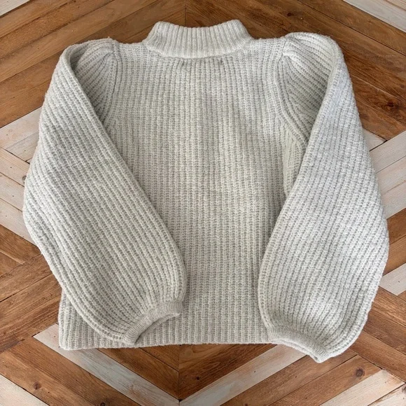 Puffy Sleeve Cream Women's Sweater - Picture 4 of 4